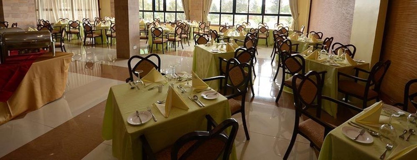 Imagen del bar/restaurante del Hotel Weston. Foto 6