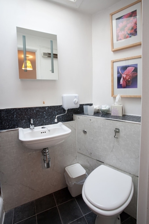 Imagen de la habitación del Hotel Weston Lawn. Foto 16