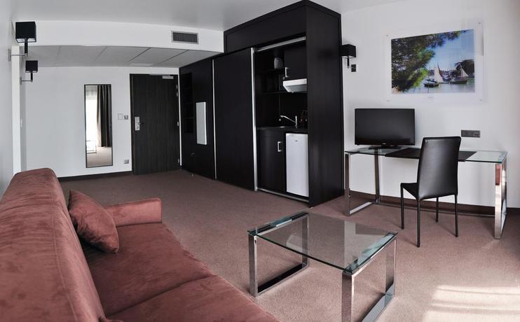 Imagen de los interiores del Hotel Westotel Life Appart'hotels Pornic. Foto 10