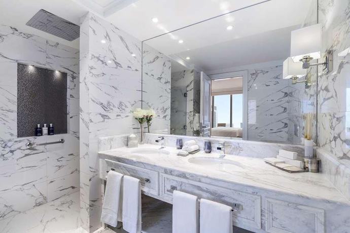 Imagen de la habitación del Hotel Westpac and Suites - Westbay Doha. Foto 2