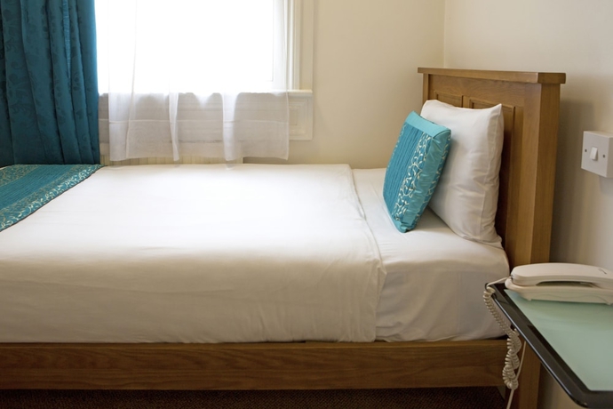 Imagen de la habitación del Hotel Westpoint. Foto 7