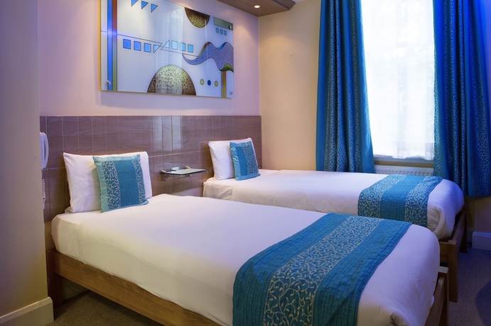 Imagen de la habitación del Hotel Westpoint. Foto 8