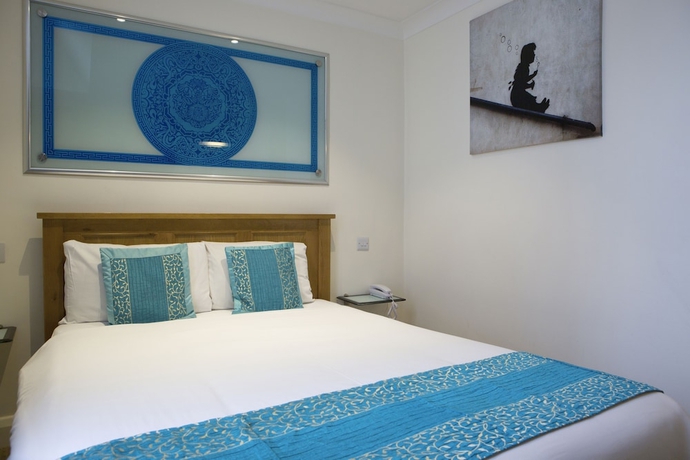 Imagen de la habitación del Hotel Westpoint. Foto 12