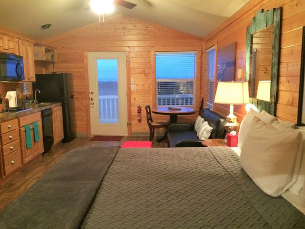 Imagen de la habitación del Hotel Westport Marina Cottages. Foto 12