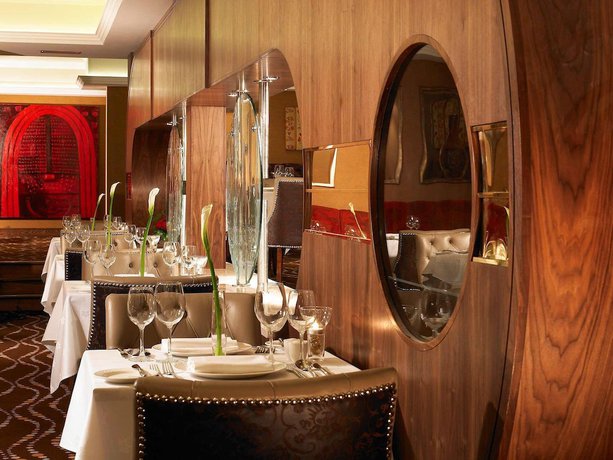 Imagen del bar/restaurante del Hotel Westport Plaza, Westport. Foto 3