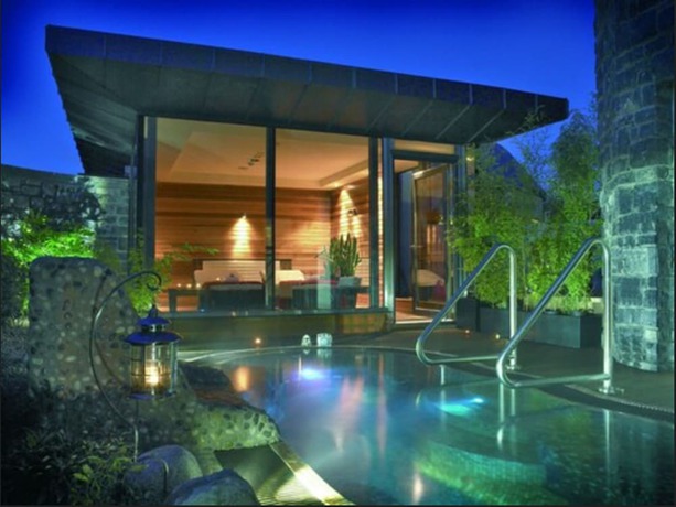 Imagen de la piscina del Hotel Westport Plaza, Westport. Foto 14