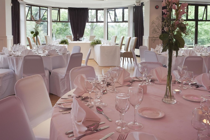 Imagen de los interiores del Hotel Westport Woods and Spa. Foto 15