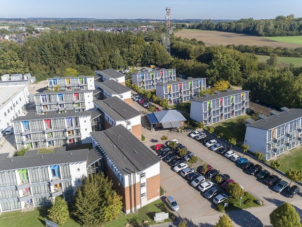 Imagen de los exteriores del Hotel Westside Living. Foto 10