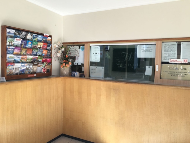 Imagen de los interiores del Hotel Westside Motor Inn. Foto 16