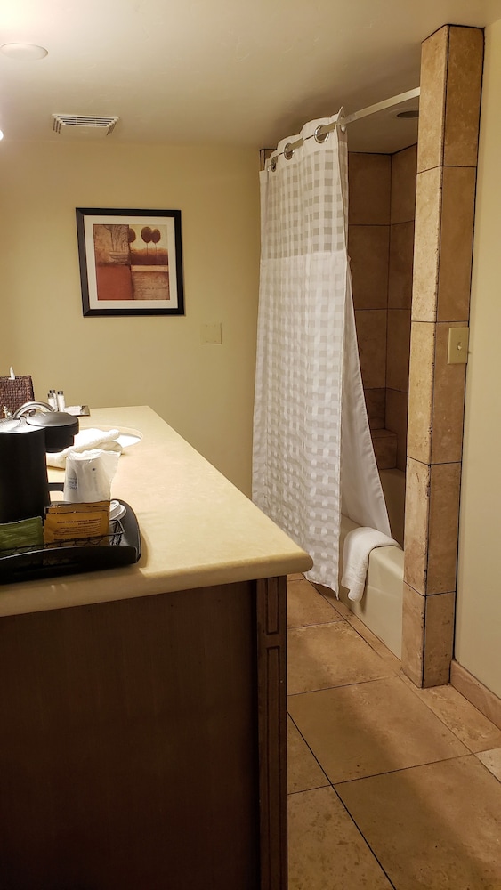 Imagen de la habitación del Hotel Westward Look Wyndham Grand Resort and Spa. Foto 17