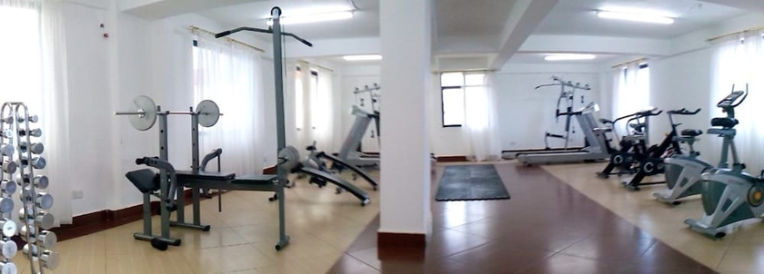 Imagen de los interiores del Hotel Westwind Meru. Foto 16