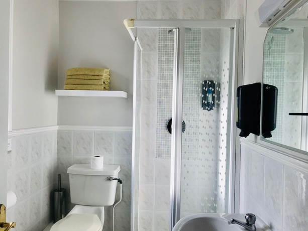 Imagen de la habitación del Hotel Westwinds. Foto 16