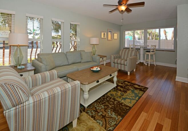Imagen general del Hotel Westwinds Waterfront Resort. Foto 3