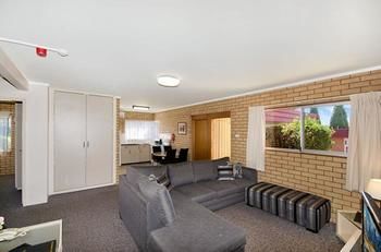 Imagen de la habitación del Hotel Westwood Motor Inn. Foto 2