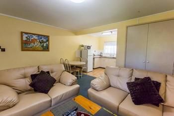 Imagen de los interiores del Hotel Westwood Motor Inn. Foto 16