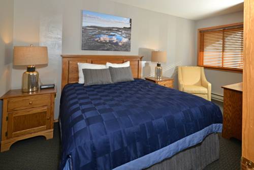 Imagen de la habitación del Hotel Westwood Shores Waterfront Resort. Foto 10