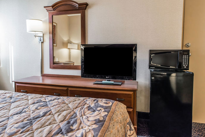 Imagen de la habitación del Hotel Wexford Inn and Suites. Foto 7