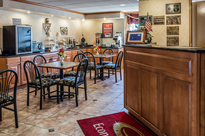 Imagen del bar/restaurante del Hotel Wexford Inn and Suites. Foto 5