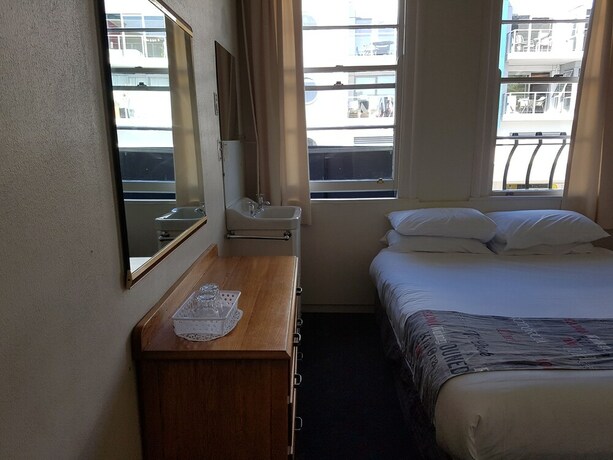 Imagen de la habitación del Hotel Whakatane. Foto 28