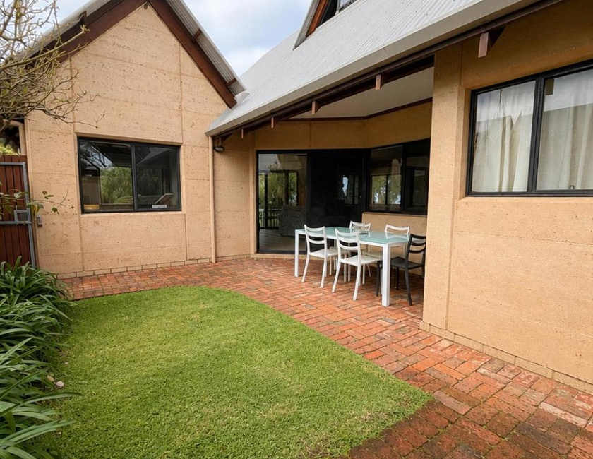 Imagen general del Hotel Whalers Cove Villas. Foto 6