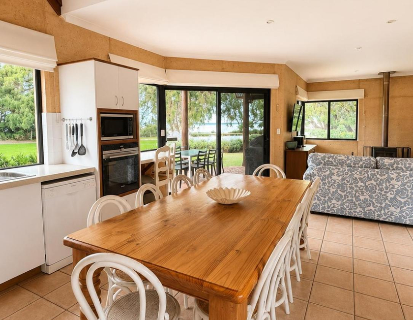 Imagen general del Hotel Whalers Cove Villas. Foto 16