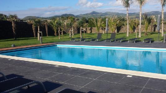 Imagen de la piscina del Hotel Whales Bay. Foto 15