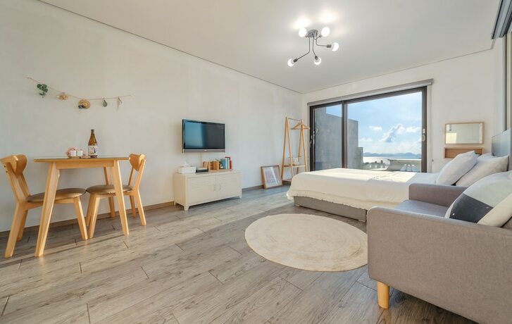 Imagen de la habitación del Hotel Whale's Dream. Foto 17