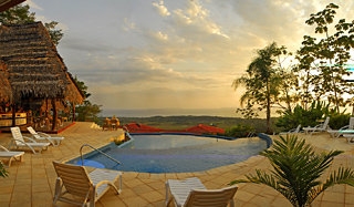 Imagen de la piscina del Hotel Whales and Dolphins. Foto 4