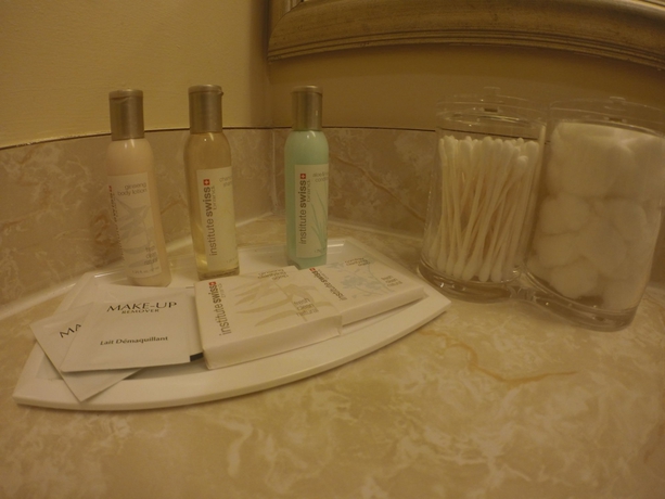 Imagen de la habitación del Hotel Wharf Inn. Foto 8