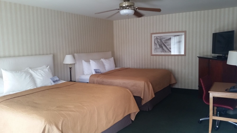 Imagen de la habitación del Hotel Wharf Inn. Foto 9