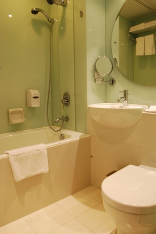 Imagen de la habitación del Hotel Wharney. Foto 4