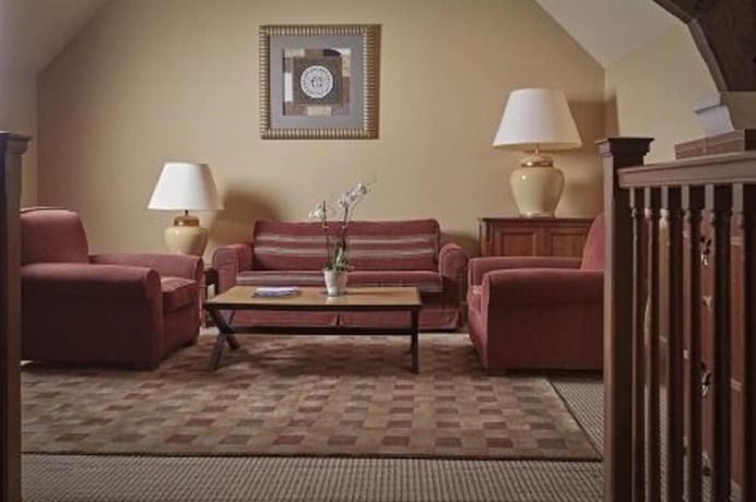 Imagen de la habitación del Hotel Whatley Manor. Foto 16