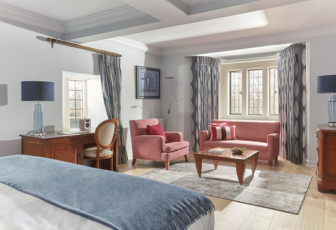 Imagen de la habitación del Hotel Whatley Manor. Foto 17