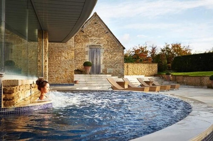 Imagen general del Hotel Whatley Manor. Foto 10