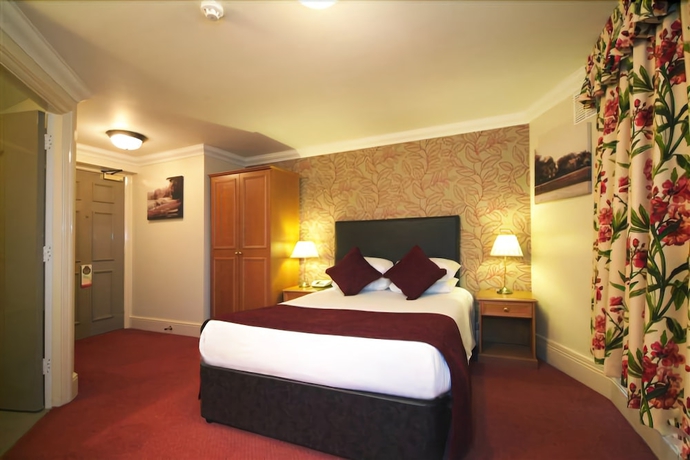 Imagen de la habitación del Hotel Wheatsheaf - Virginia Water By Greene King Inns. Foto 18