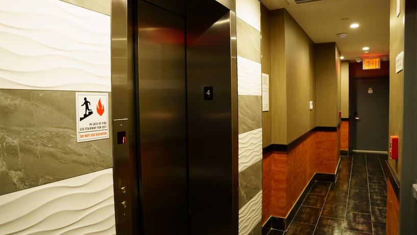 Imagen de los interiores del Hotel Wheeler. Foto 15