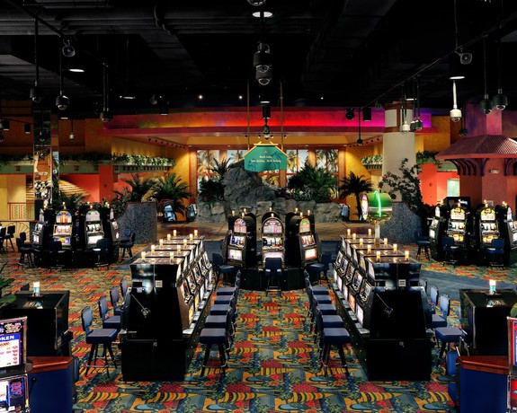 Imagen de los interiores del Hotel Wheeling Island-casino-racetrack. Foto 19