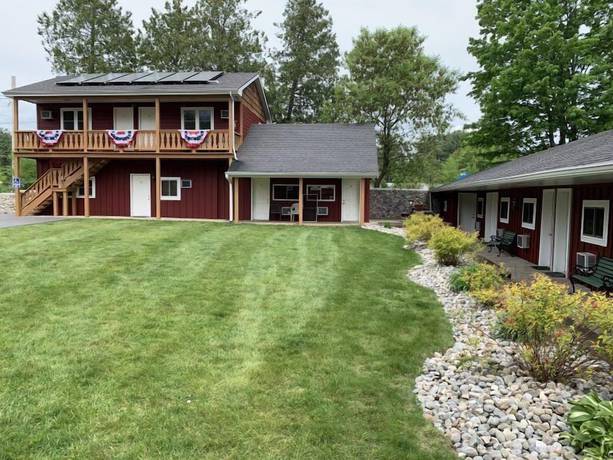 Imagen de los exteriores del Hotel Whippoorwill Motel and Campsites. Foto 7