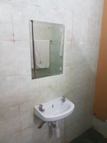 Imagen de la habitación del Hotel Whirl Spring. Foto 16
