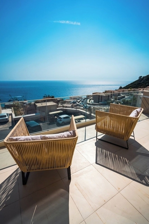 Imagen de la habitación del Hotel Whisky Green Coast and Apartments. Foto 6