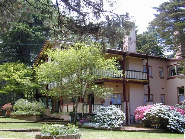 Imagen de la habitación del Hotel Whispering Pines Cottages. Foto 3