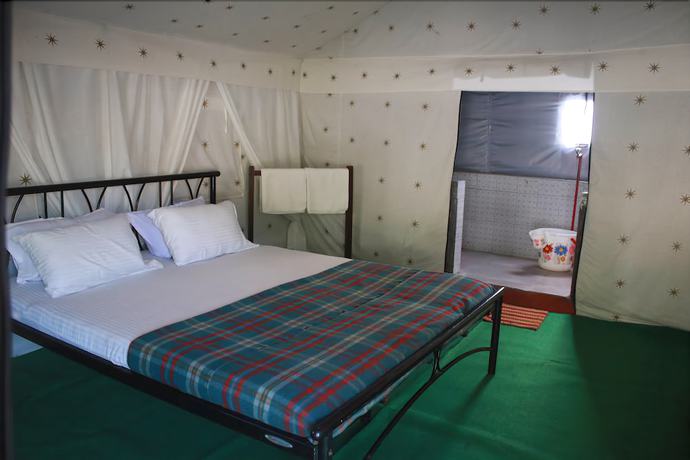 Imagen de la habitación del Hotel Whispering Pines Himalayan Retreat. Foto 12