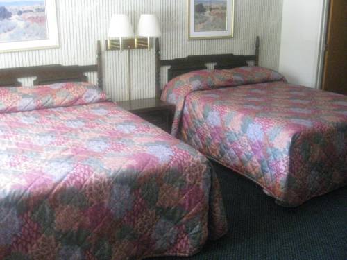 Imagen de la habitación del Hotel Whispering Pines, June Lake. Foto 5