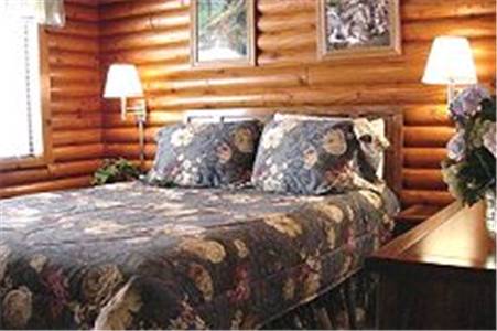 Imagen de la habitación del Hotel Whispering Pines, June Lake. Foto 6