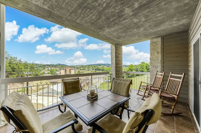 Imagen general del Hotel Whispering Pines, Pigeon Forge. Foto 2