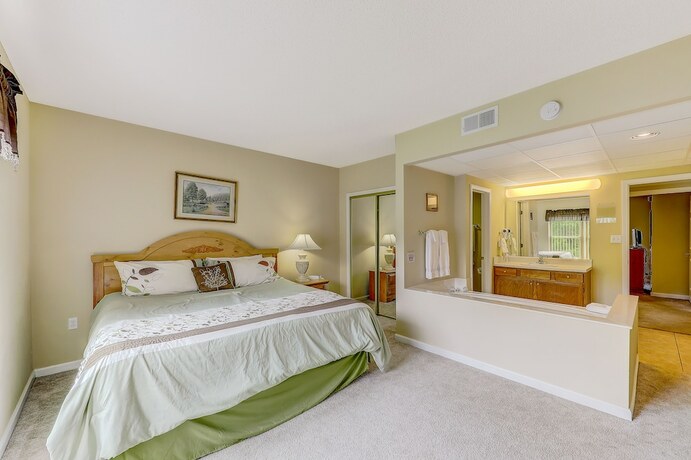 Imagen de la habitación del Hotel Whispering Pines, Pigeon Forge. Foto 17