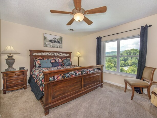 Imagen general del Hotel Whispering Pines, Pigeon Forge. Foto 6