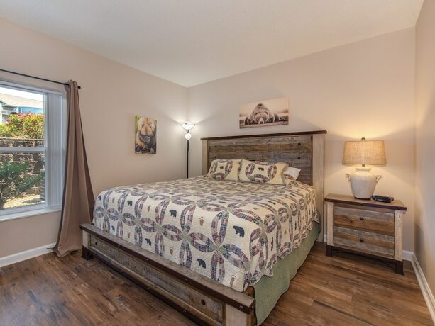 Imagen general del Hotel Whispering Pines, Pigeon Forge. Foto 9