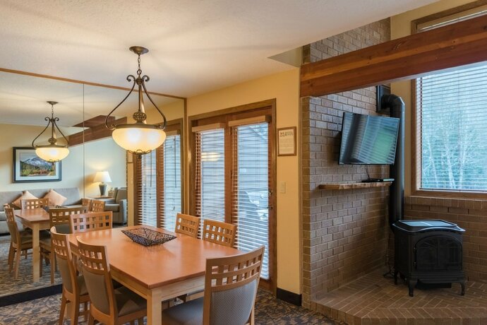 Imagen general del Hotel Whispering Woods Resort by VRI Americas. Foto 10