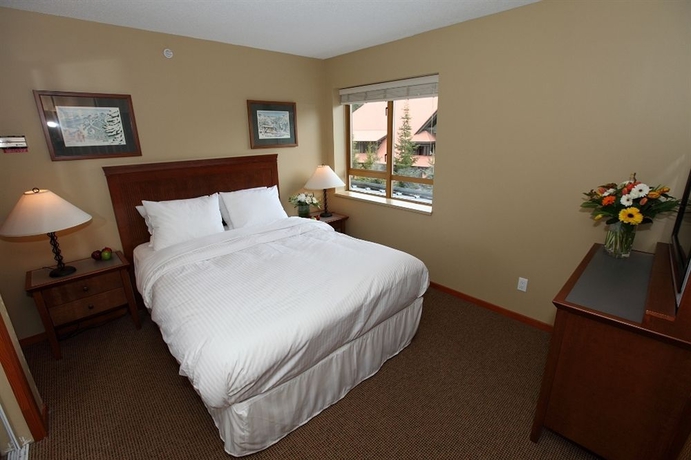 Imagen de la habitación del Hotel Whistler Cascade Lodge. Foto 3